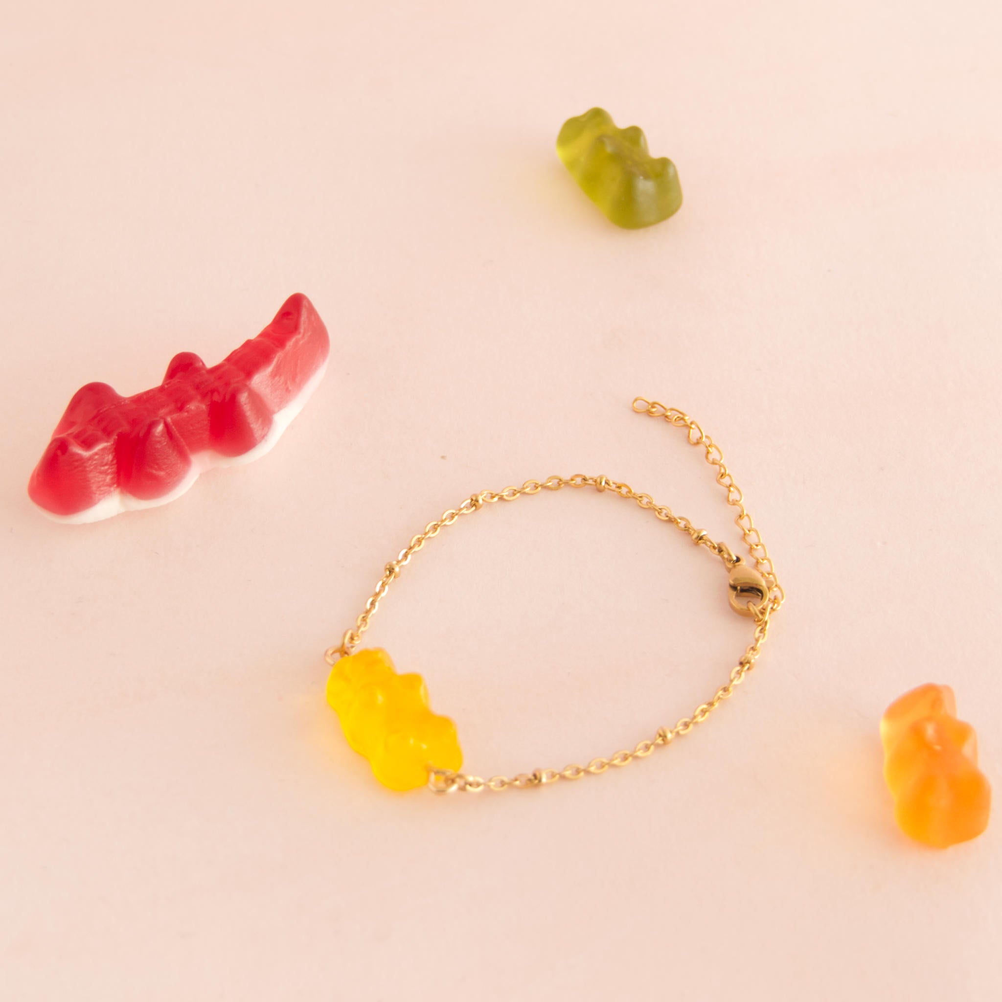 bracelet ours jaune doré