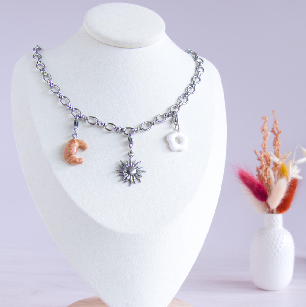 Collier à composer soi-même avec charms interchangeables