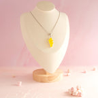 Collier bonbon crocodile en résine