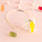 Collier bonbon crocodile en résine