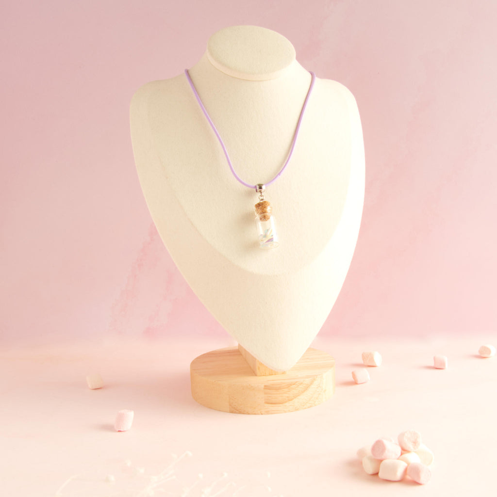 Collier Fiole en verre guimauve