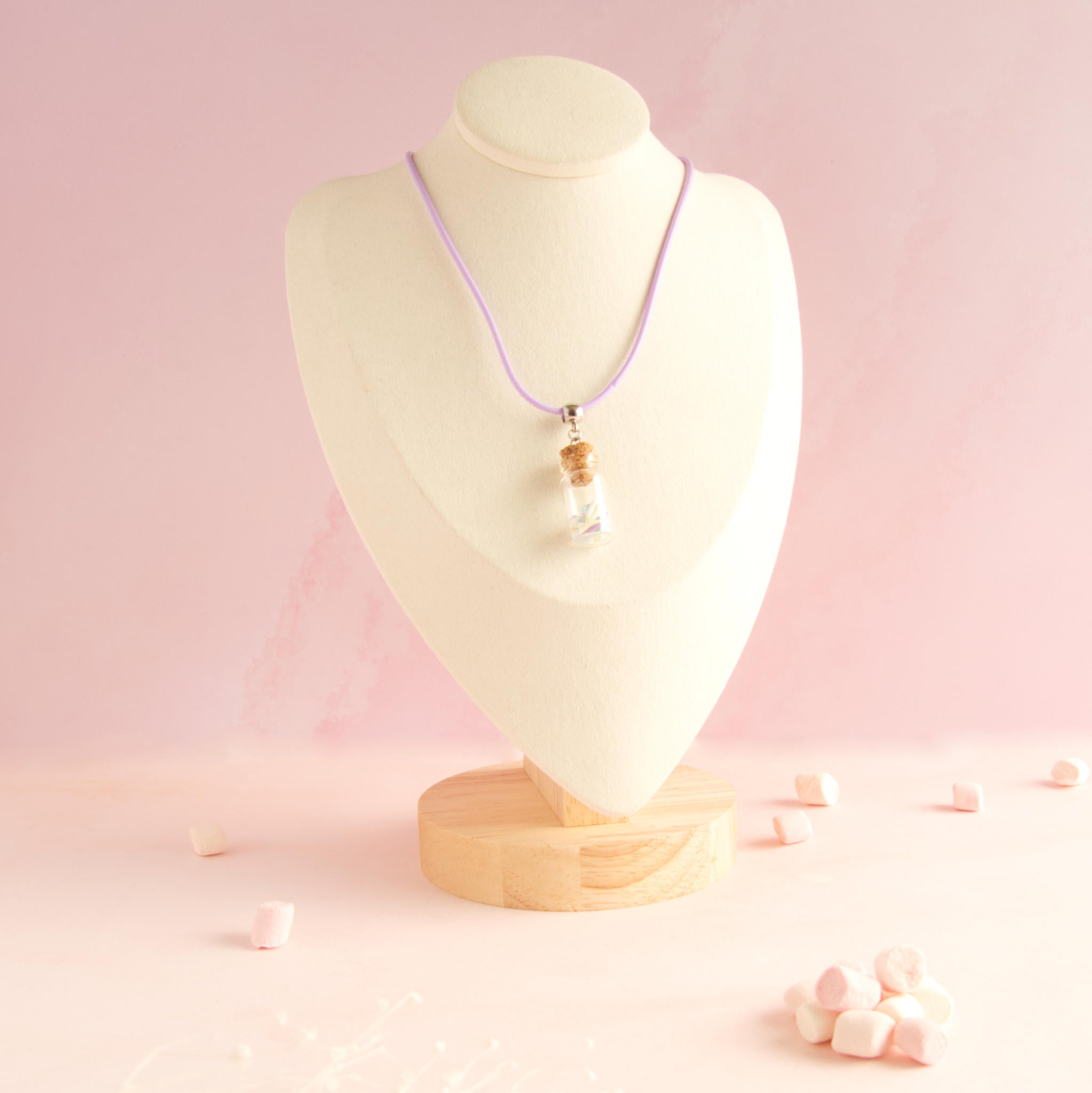 Collier Fiole en verre guimauve