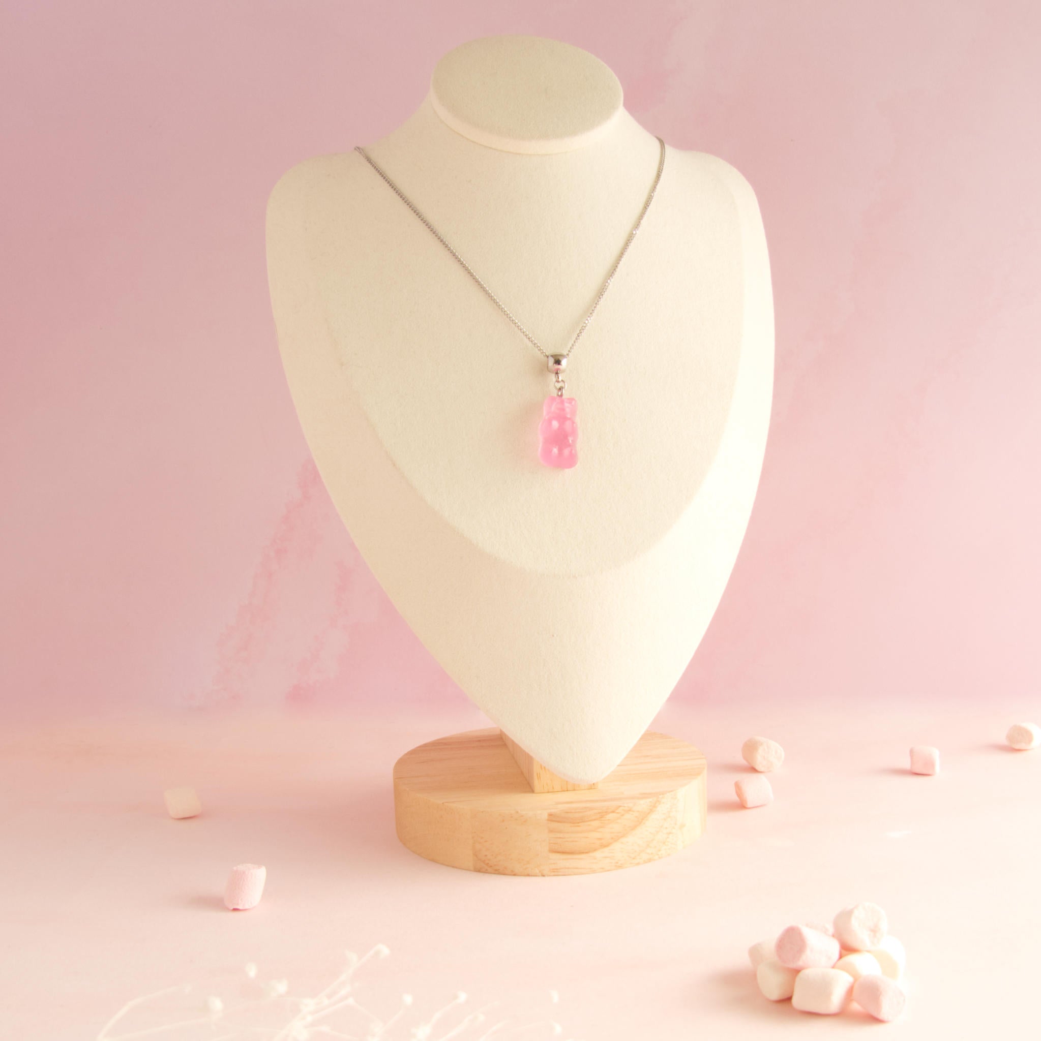 Collier bonbon nounours résine