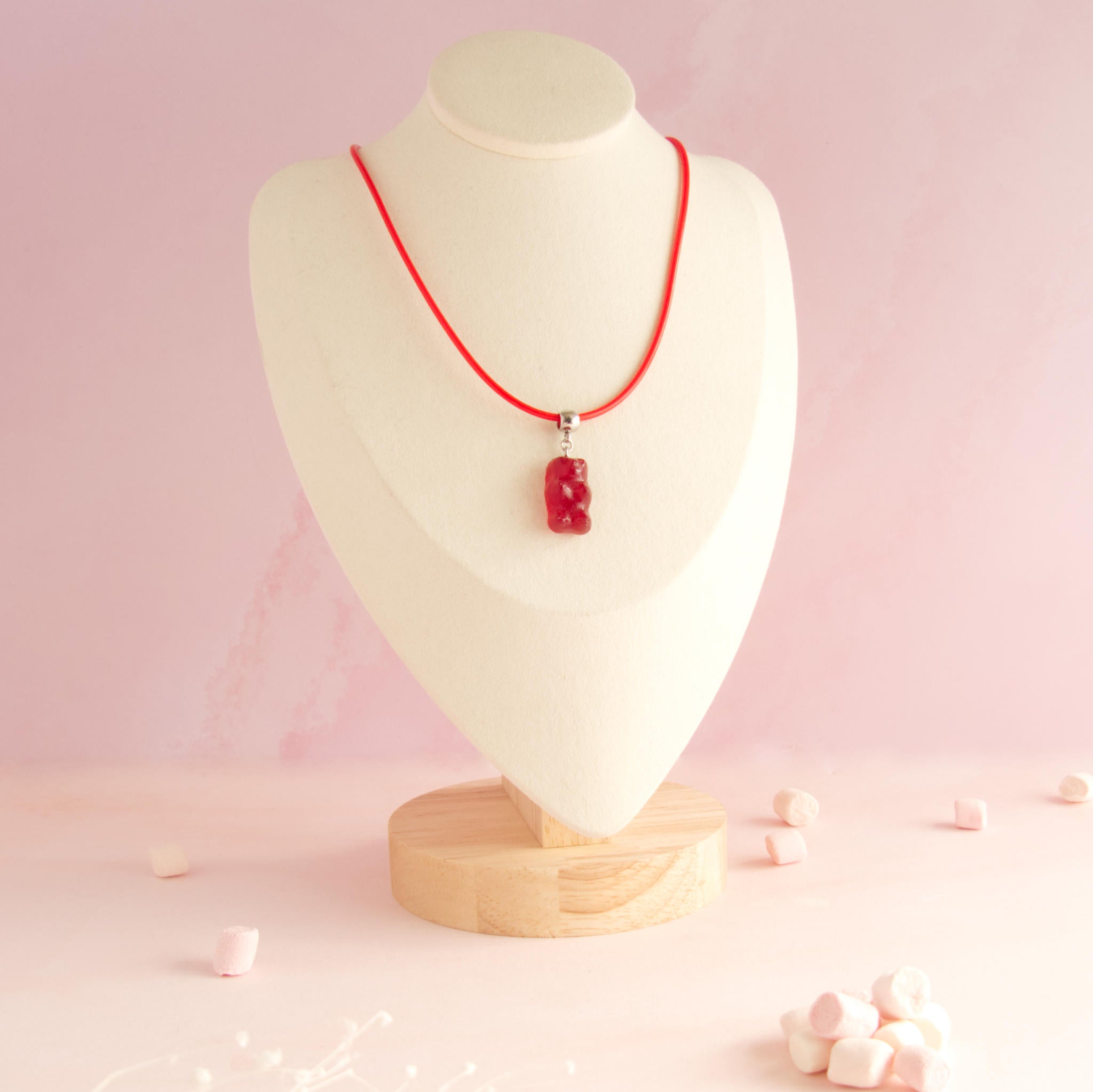 Collier bonbon nounours résine