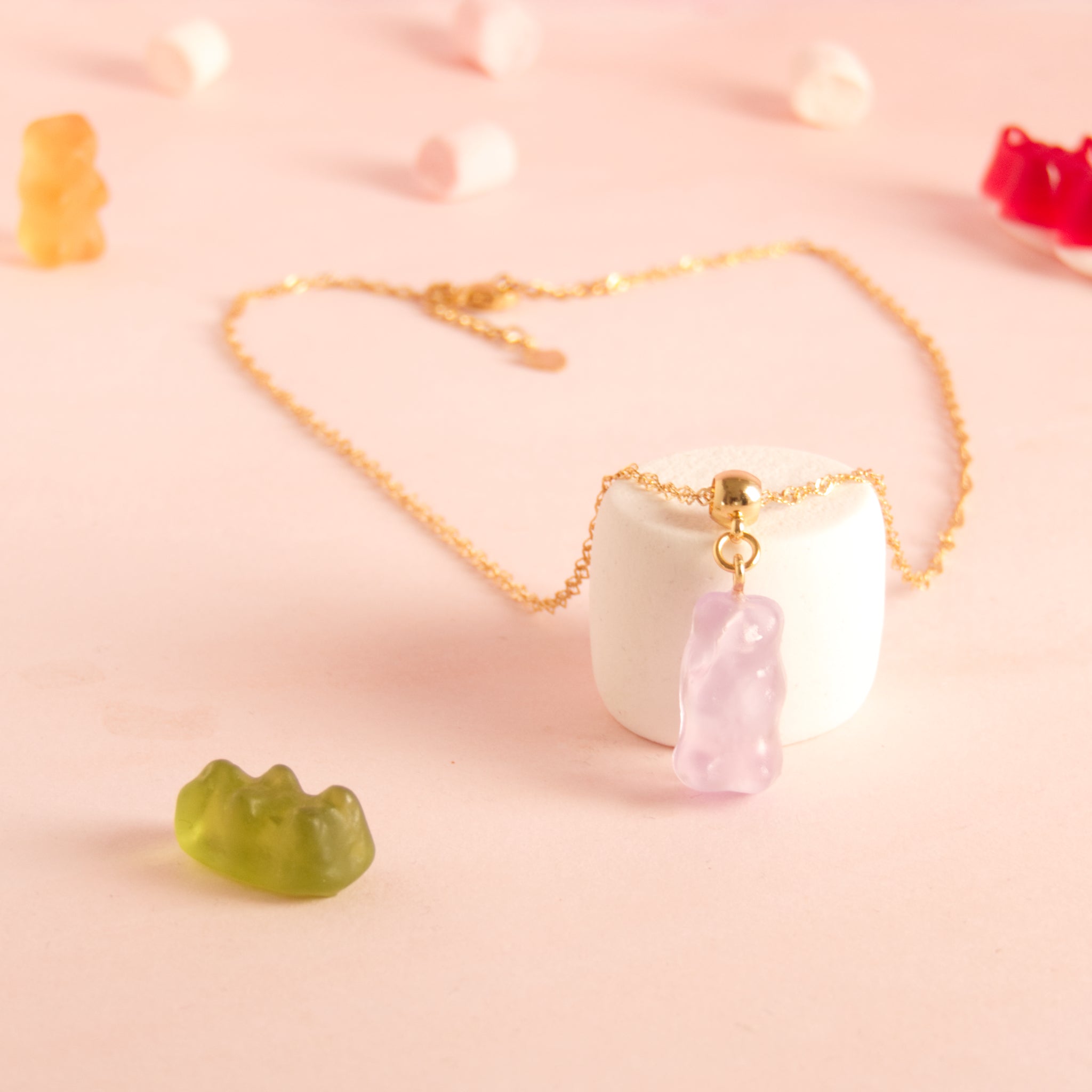 Collier bonbon nounours résine