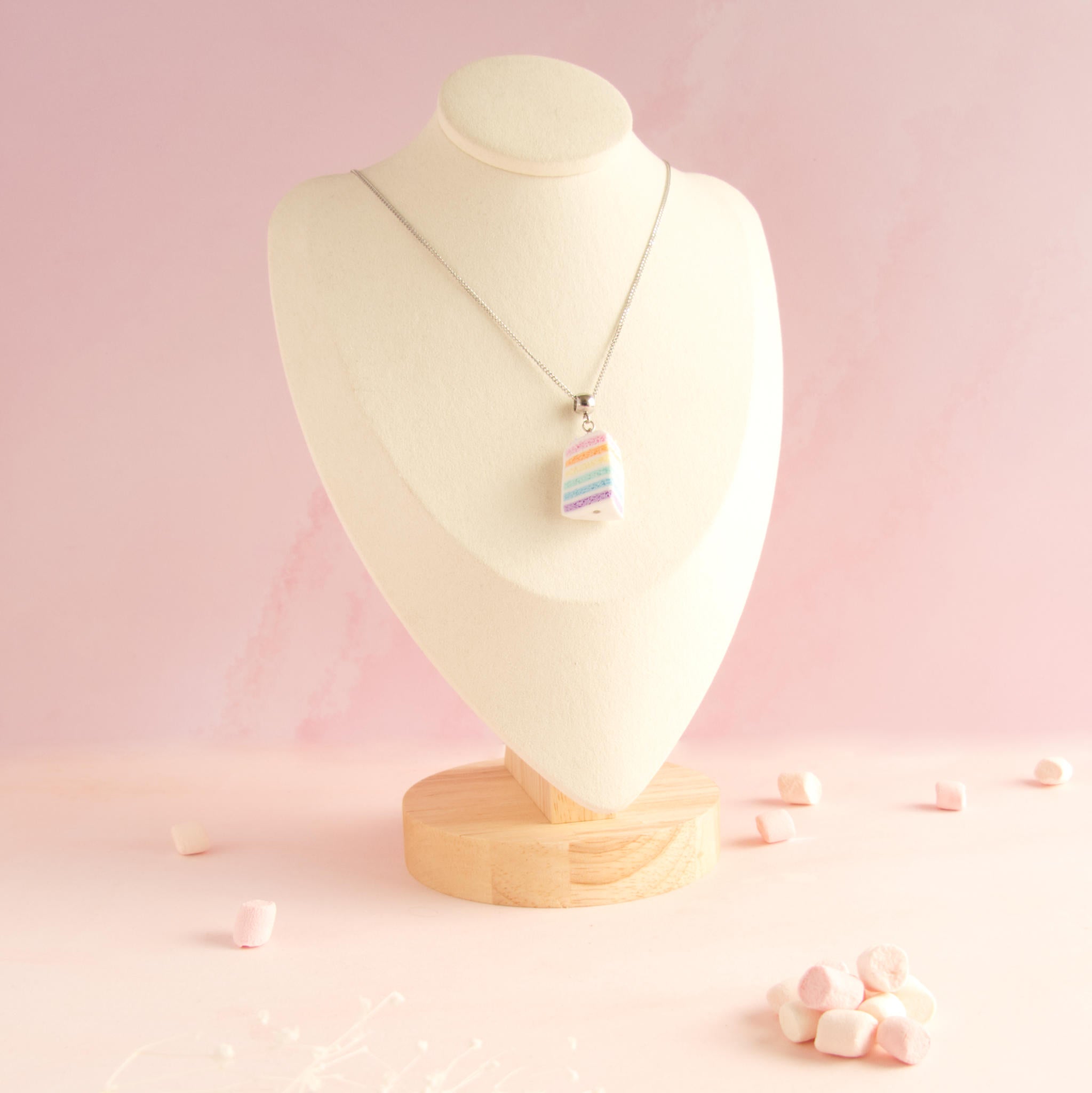 collier rainbowcake