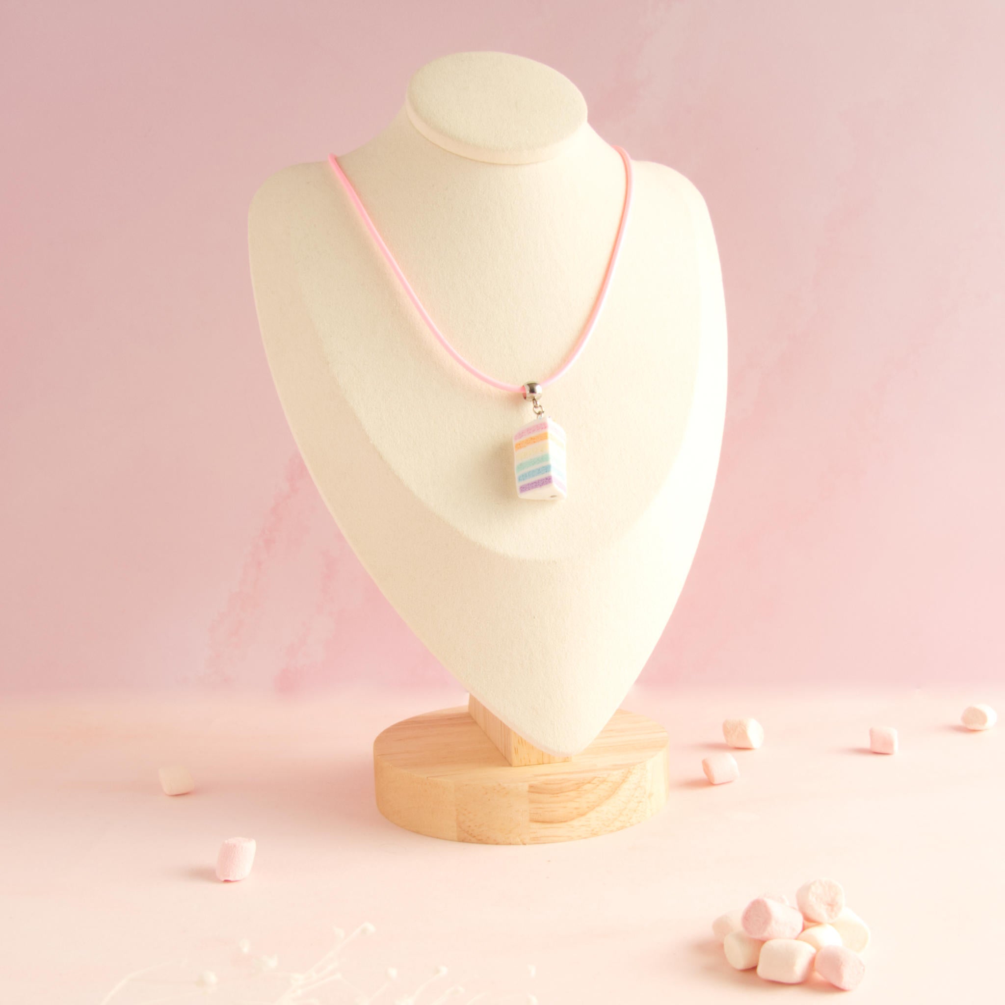 collier rainbowcake