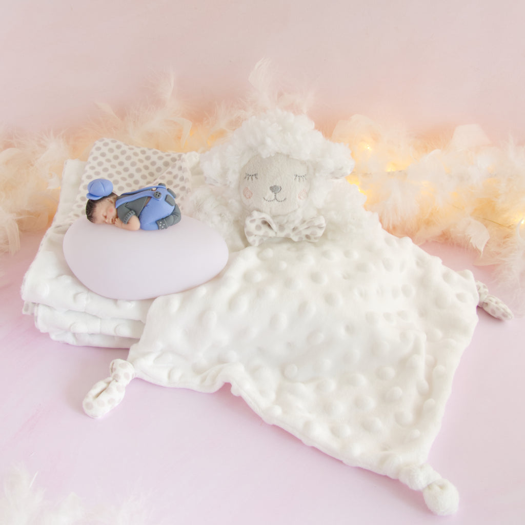 couverture et doudou blanc veilleuse bleu gris