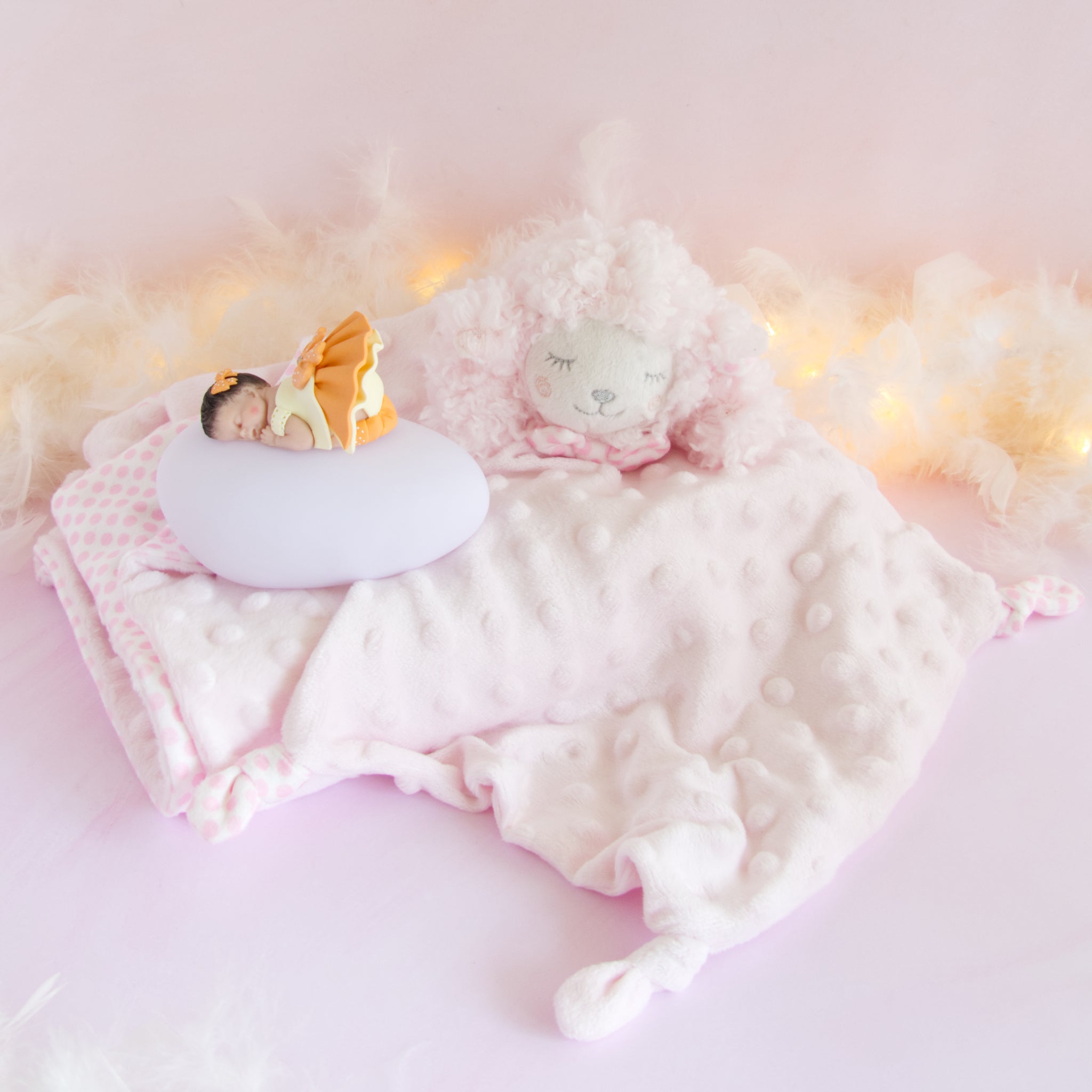couverture et doudou rose veilleuse orange