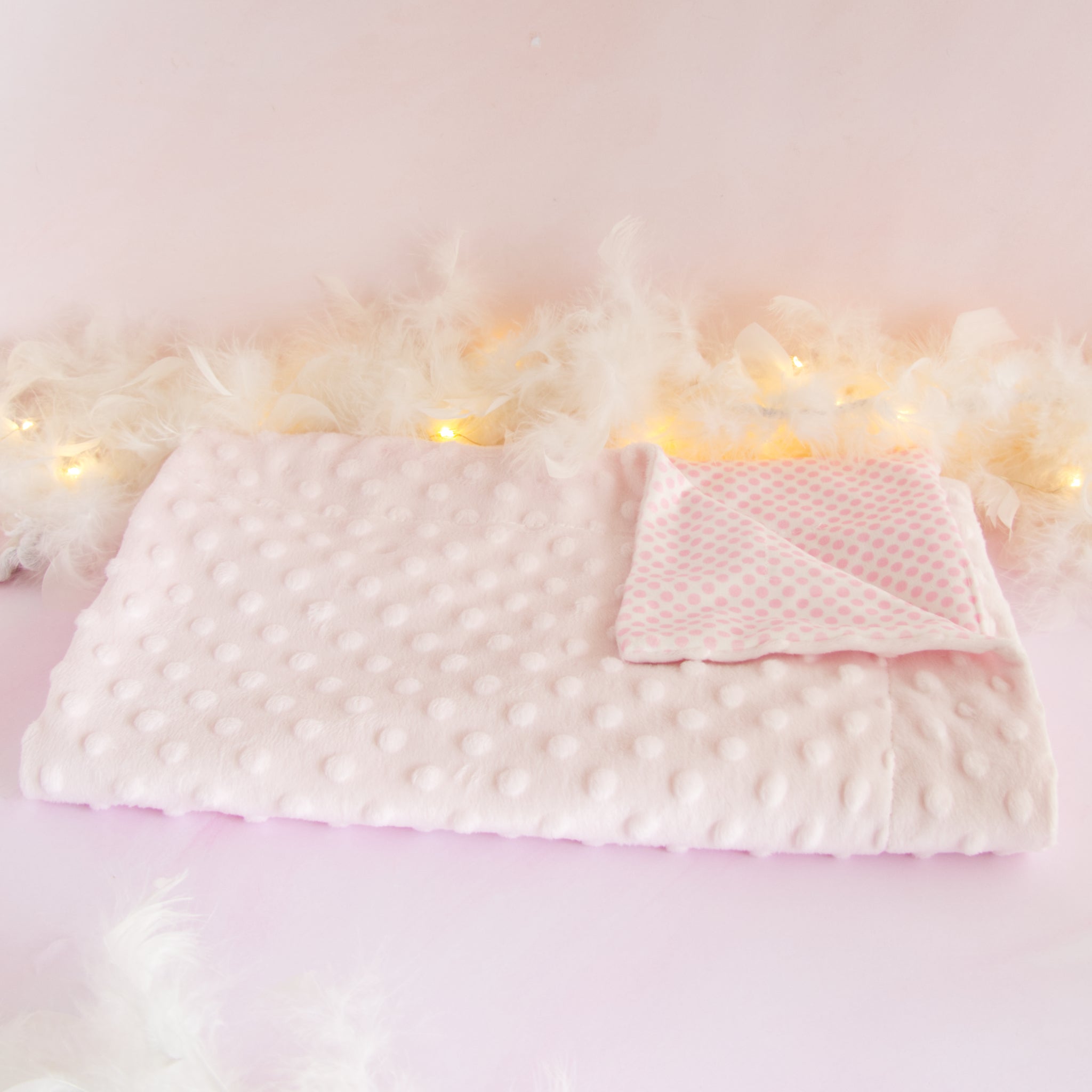 Coffret naissance veilleuse bébé avec couverture et doudou