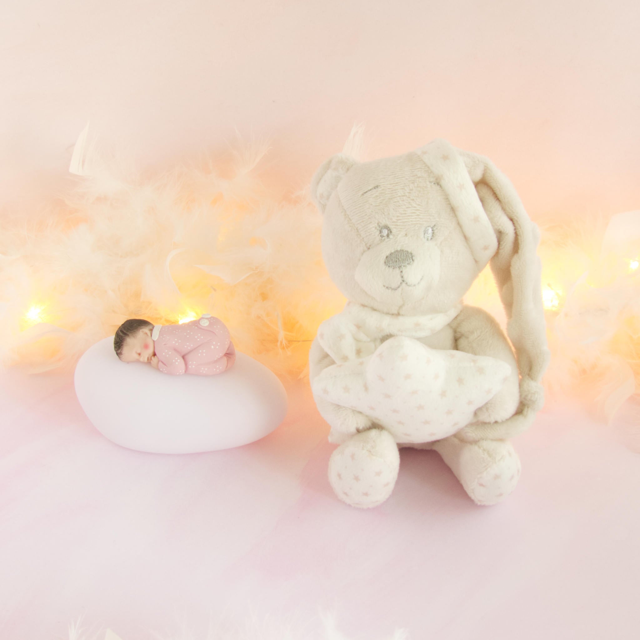 doudou beige veilleuse pyjama rose