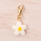 fleur fimo blanche doré