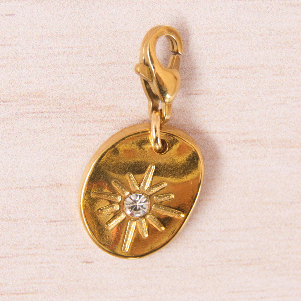 médaille étoile strass doré