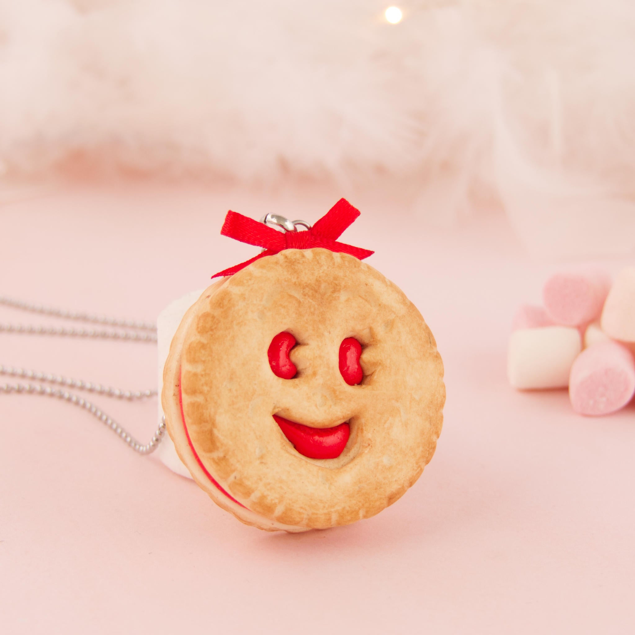 Sautoir gâteau sourire