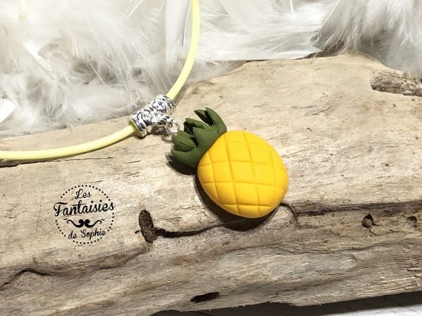 collier ananas