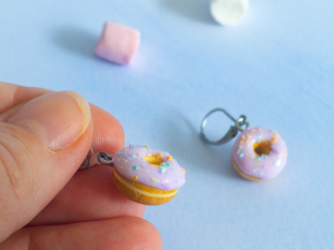boucle d'oreille donuts rose
