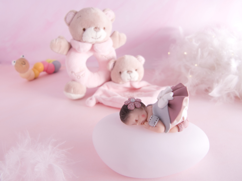 coffret veilleuse bébé fille rose antique avec hochet et mini doudou ours rose