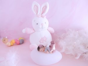 coffret veilleuse bébé fille rose antique avec lapin musical blanc et rose