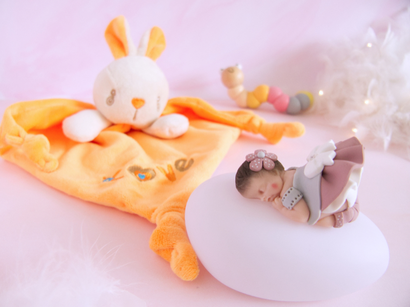 coffret veilleuse bébé fille rose antique avec doudou lapin orange