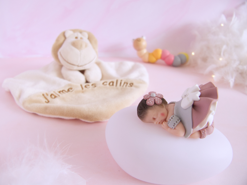 coffret veilleuse bébé fille rose antique avec doudou lion beige