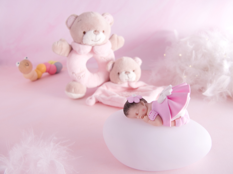 coffret veilleuse bébé fille rose avec hochet et mini doudou ours rose