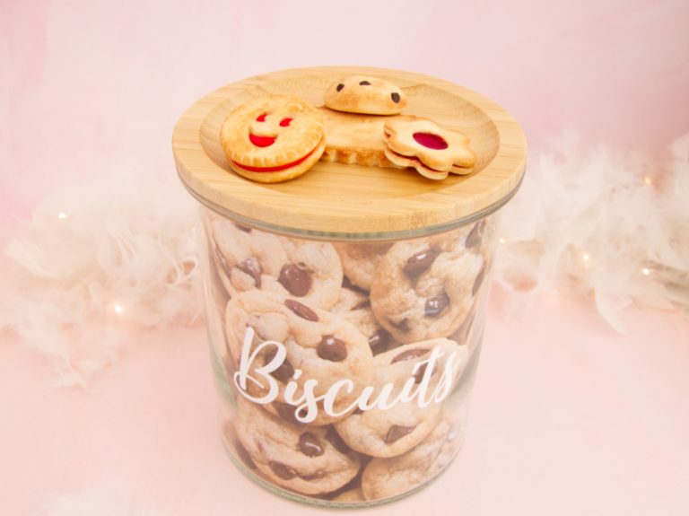 bocal à biscuits-BN-cookie-biscuit-fleur-fraise